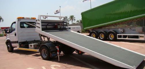 Enleve Epave Var Leroux(GRATUIT) casseauto83.fr - Remorquage Hyères 83400